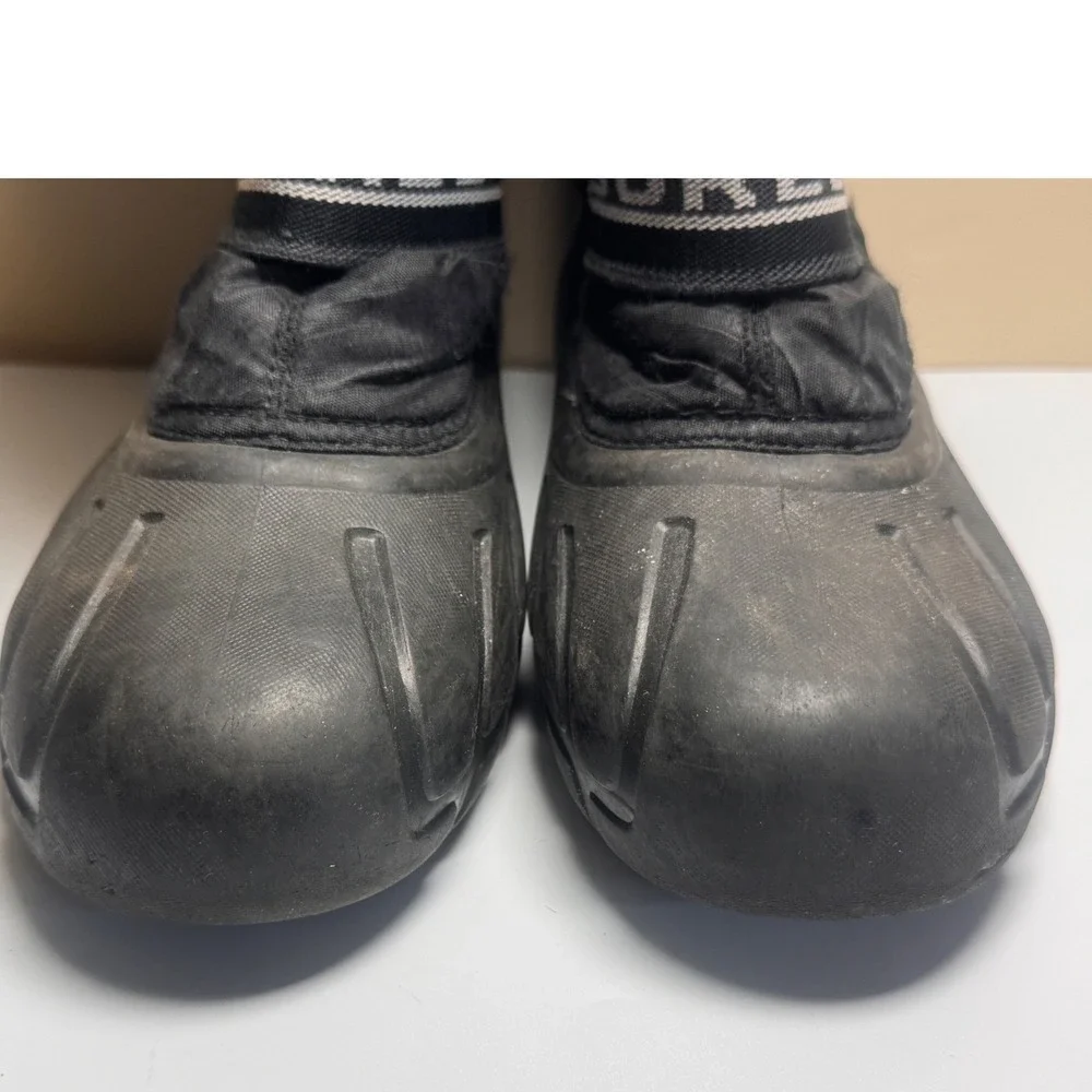 Sorel Black Nylon Insulated Snow Boots Waterproof‎ Rubber Shell Size 7Toggle